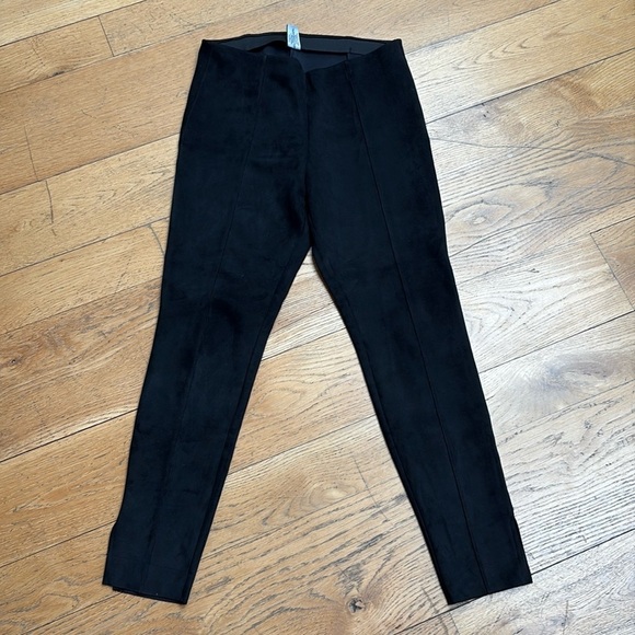 Zeza B Pants - Zeza B Faux Suede Leggings. Size L